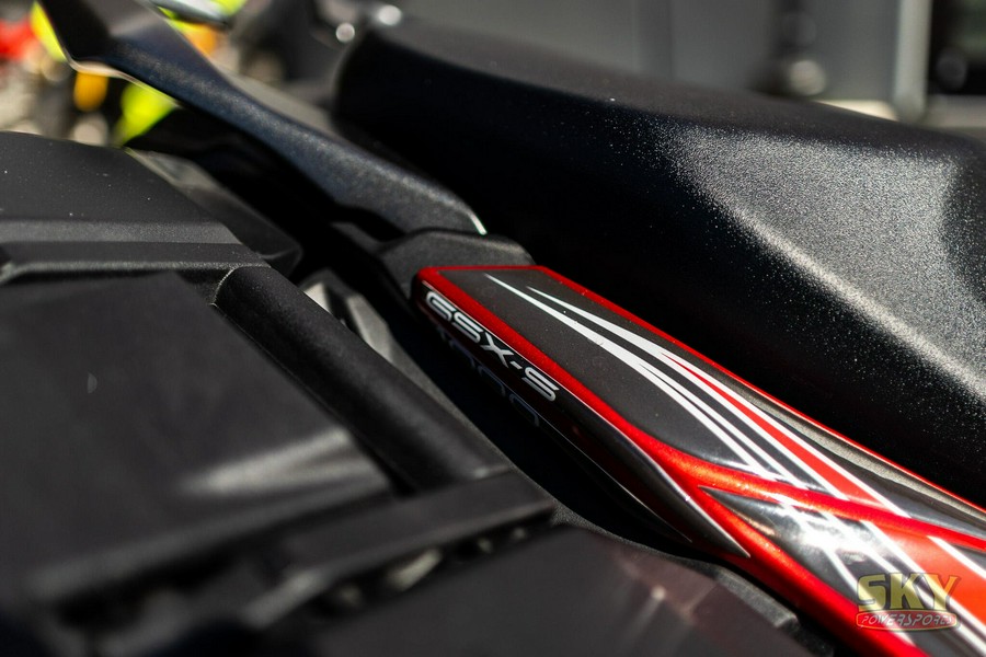 2024 Suzuki GSXS1000GT