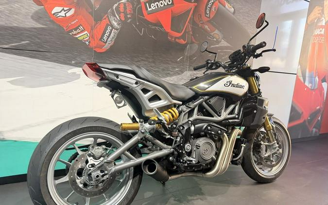 2023 Indian Motorcycle® FTR R Carbon Carbon Fiber