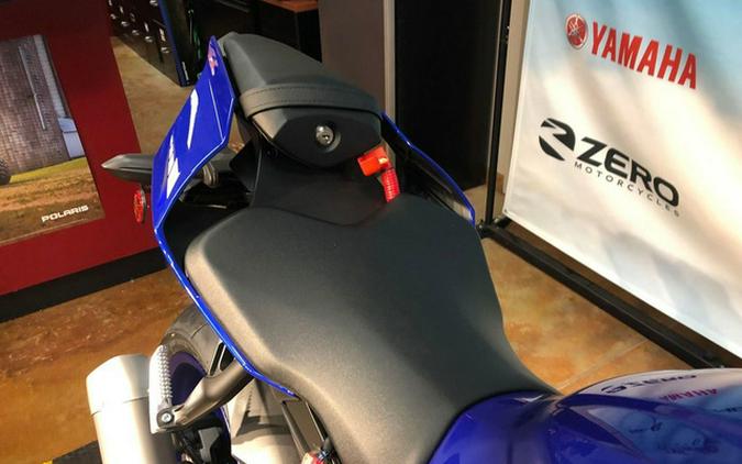 2024 Yamaha YZF-R1