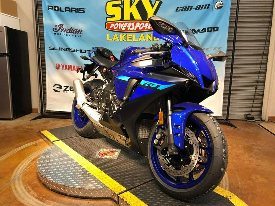 2024 Yamaha YZF-R1