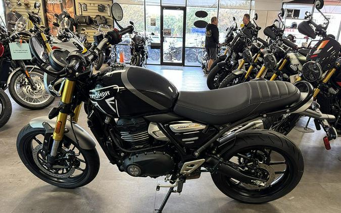 2025 Triumph Speed 400 Phantom Black / Storm Grey