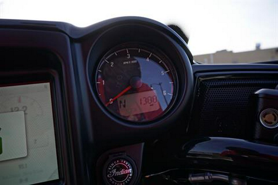 2024 Indian Motorcycle Roadmaster® Dark Horse® with PowerBand Audio Package