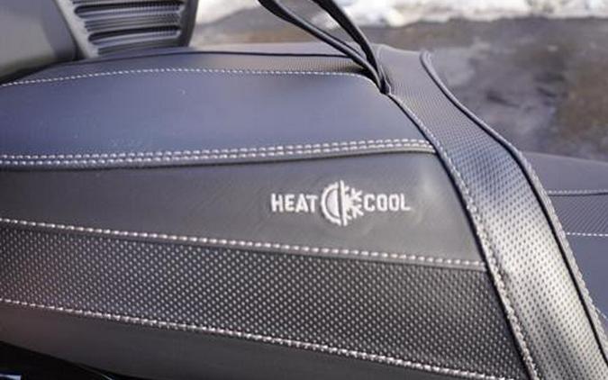 2024 Indian Motorcycle Roadmaster® Dark Horse® with PowerBand Audio Package