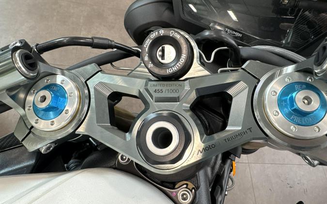 2026 Triumph STREET TRIPLE MOTO 2