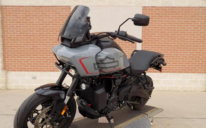 2026 Harley-Davidson PAN AMERICA 1250 ST