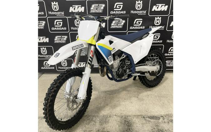 2025 Husqvarna Motorcycles FC 350