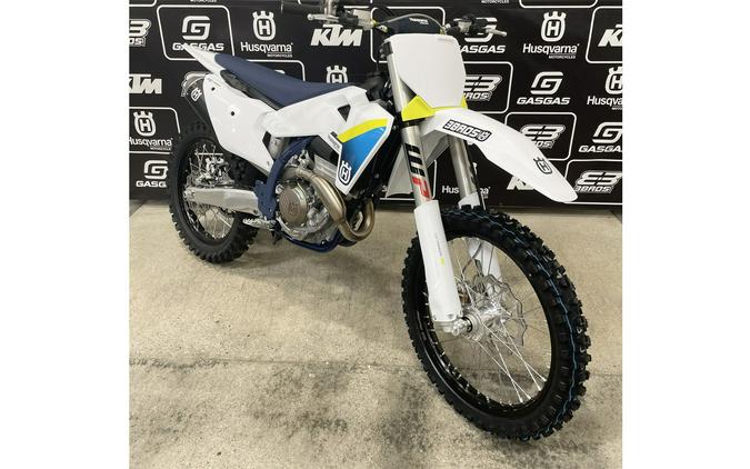 2025 Husqvarna Motorcycles FC 350