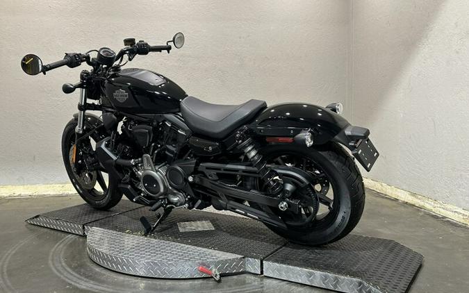 Harley-Davidson Nightster™ 2024 RH975 84480848 VIVID BLACK