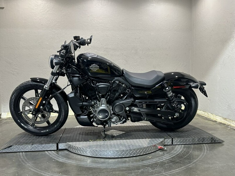 Harley-Davidson Nightster™ 2024 RH975 84480848 VIVID BLACK