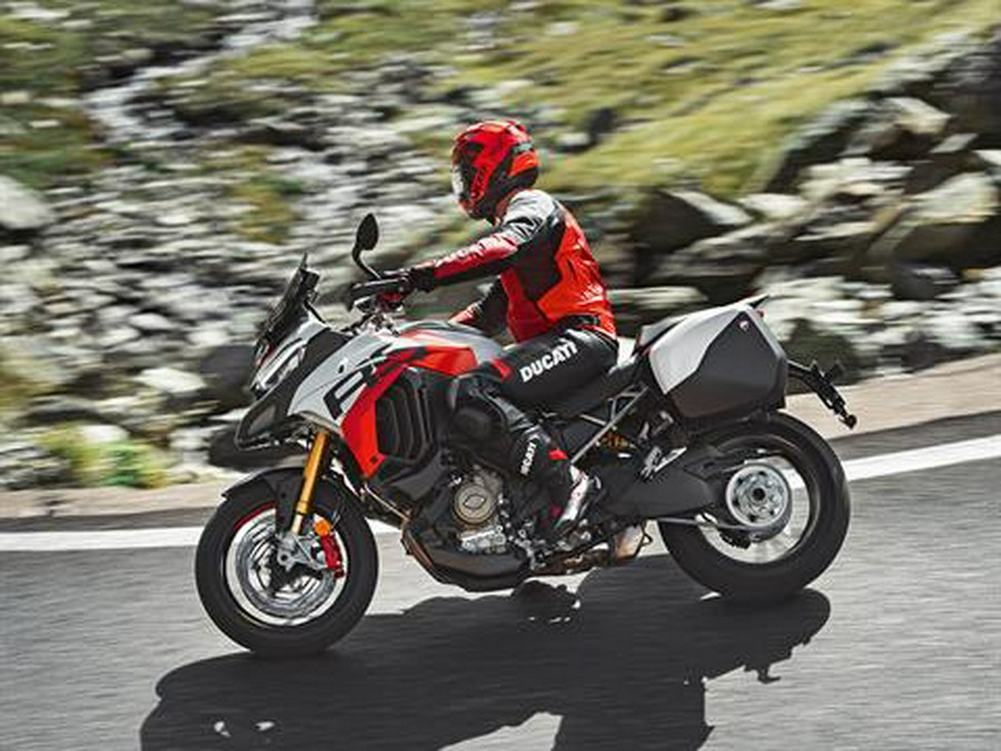 2025 Ducati Multistrada V4 RS