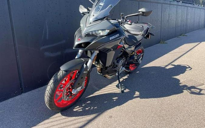 2023 Ducati Multistrada V2 S Thrilling Black & Street Grey