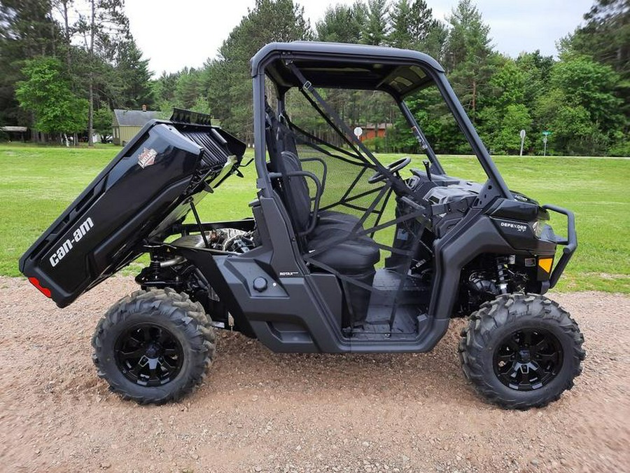 2024 Can-Am® Defender XT HD10