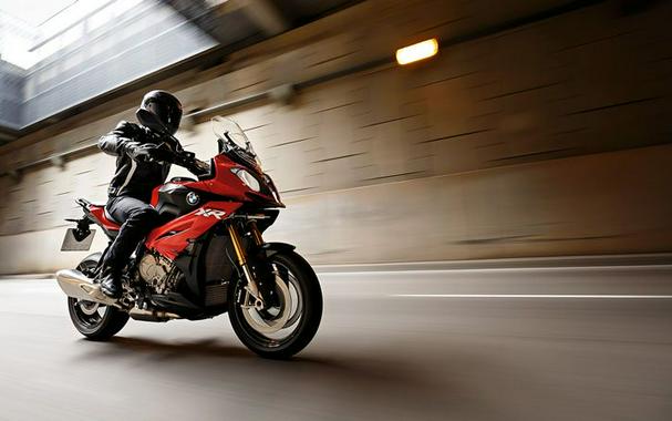 2019 BMW S 1000 XR