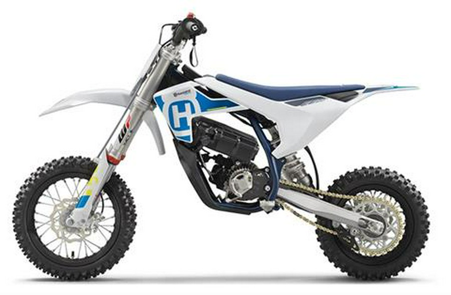 2023 Husqvarna EE 5