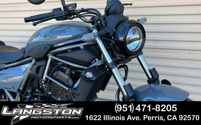 2024 Kawasaki Eliminator® Pearl Storm Gray