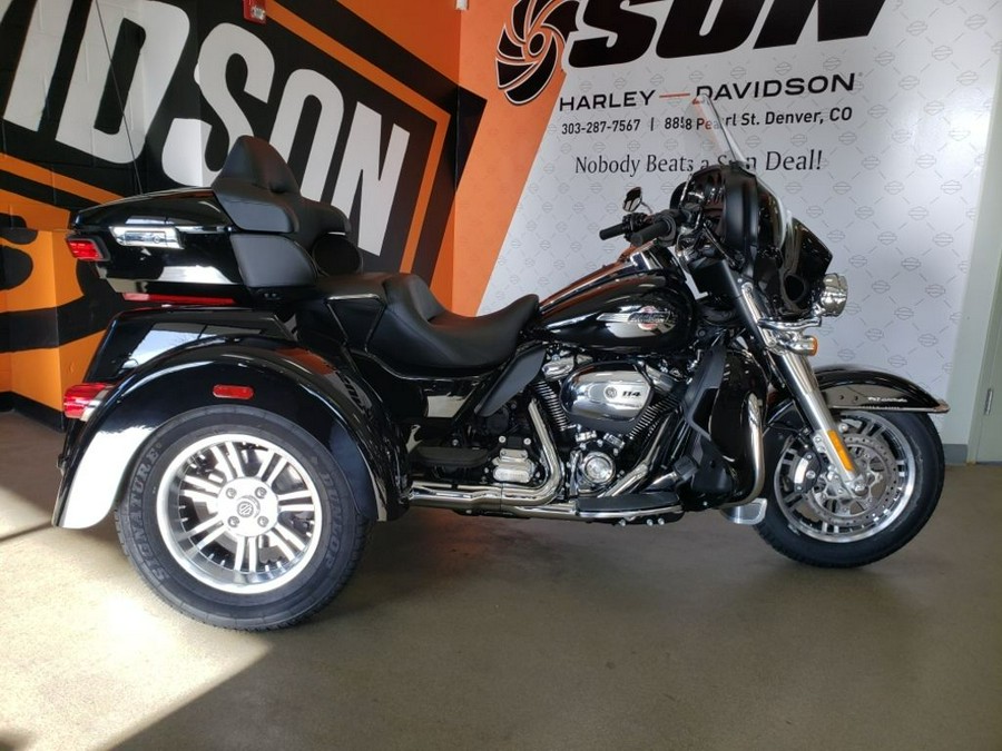 2024 Harley-Davidson® FLHTCUTG - Tri Glide® Ultra