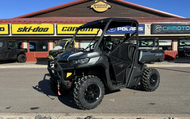 2024 Can-Am™ Defender XT HD9