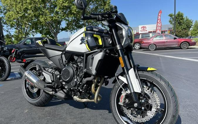 2023 CFMoto 700CL-X Sport