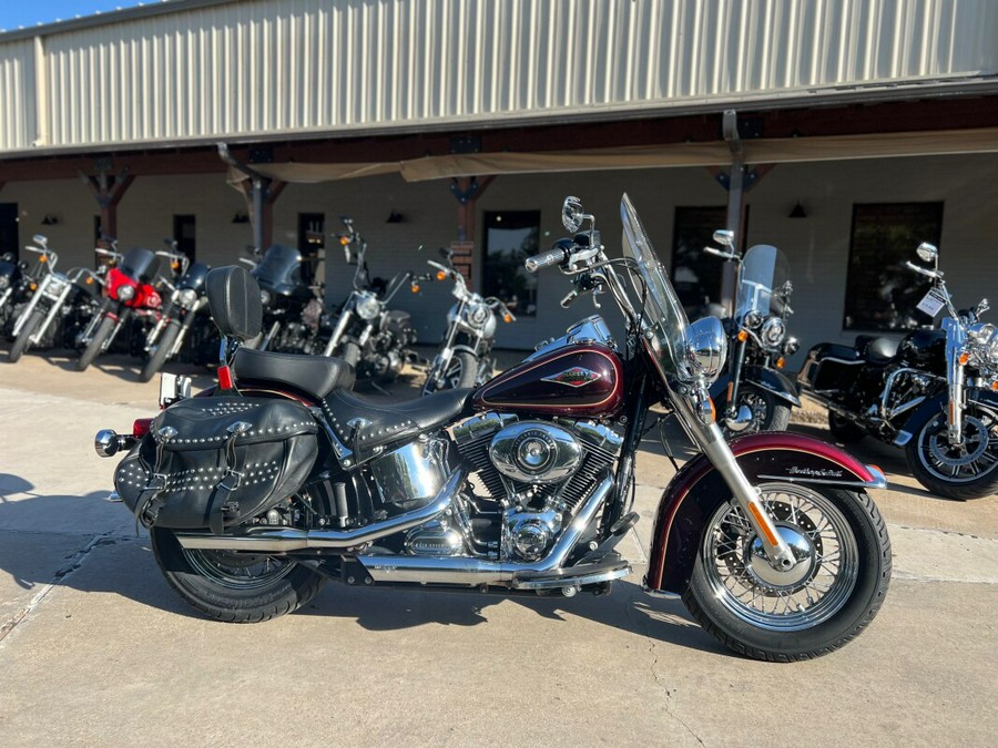 2015 Harley-Davidson® Heritage Softail® Classic Two-Tone Mysterious Red Sunglo