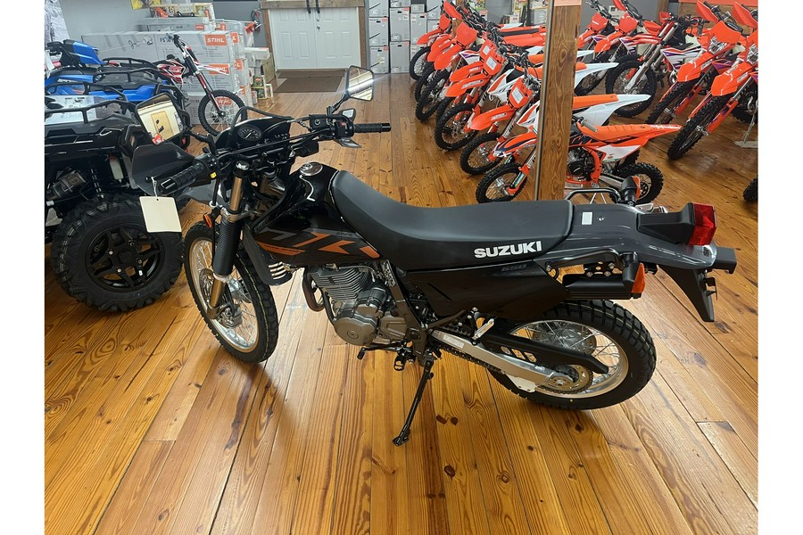 2025 Suzuki DR 650S