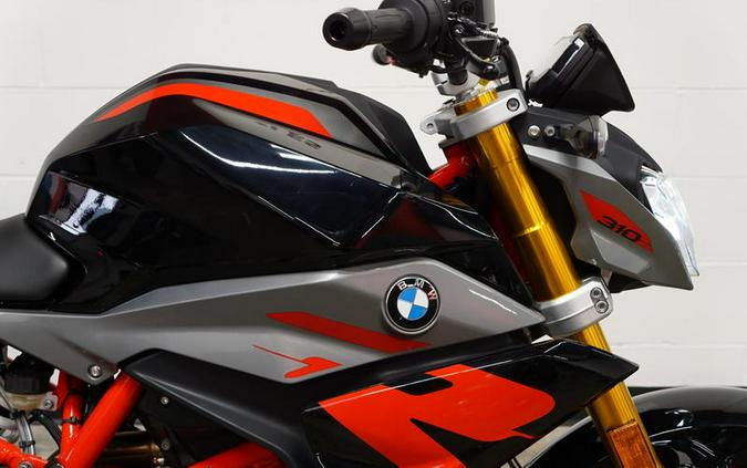 2025 BMW G 310 R Style Passion