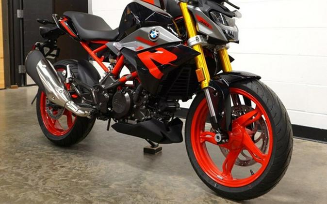 2025 BMW G 310 R Style Passion