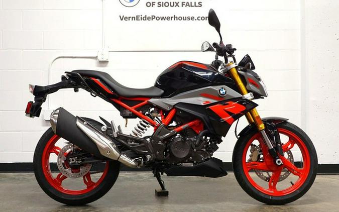 2025 BMW G 310 R Style Passion