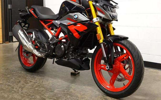 2025 BMW G 310 R Style Passion