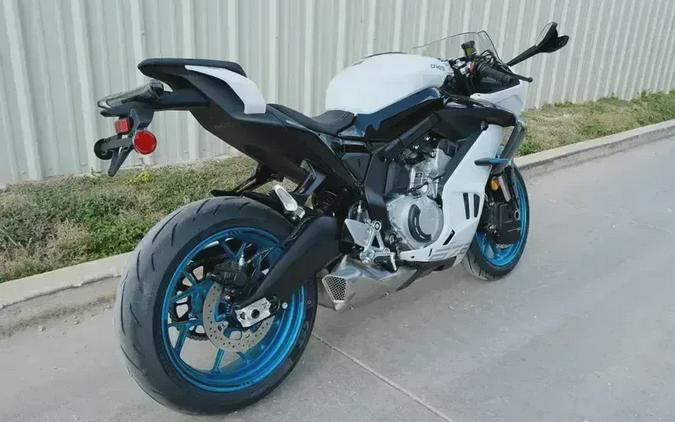 2026 CFMOTO 675SS