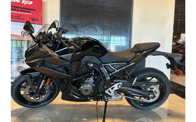 2025 Suzuki GSX-S 8R