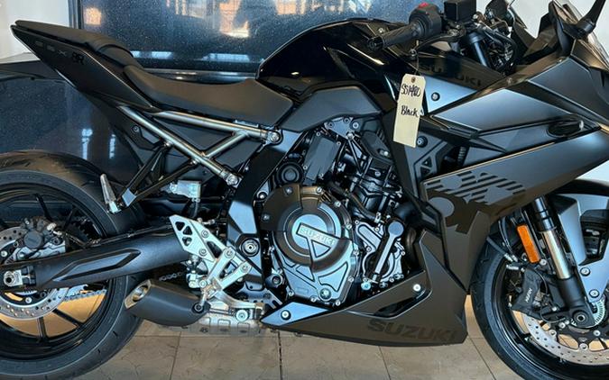 2025 Suzuki GSX-S 8R