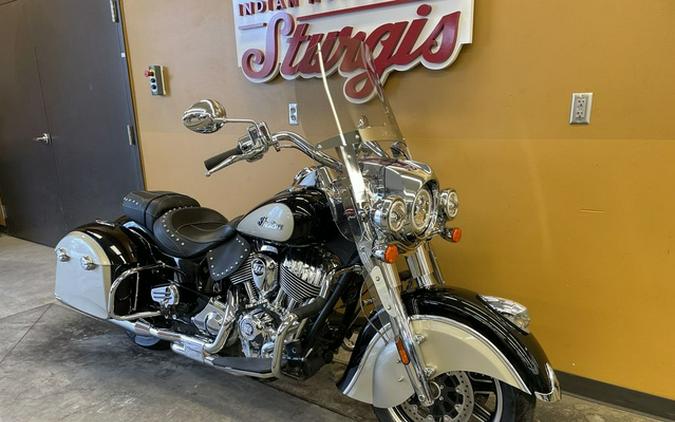 2022 Indian Springfield Black Metallic/Dirt Track Tan
