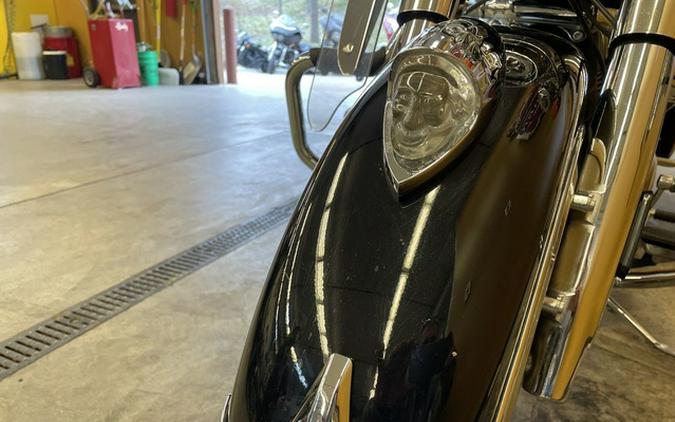 2022 Indian Springfield Black Metallic/Dirt Track Tan