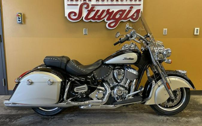 2022 Indian Springfield Black Metallic/Dirt Track Tan