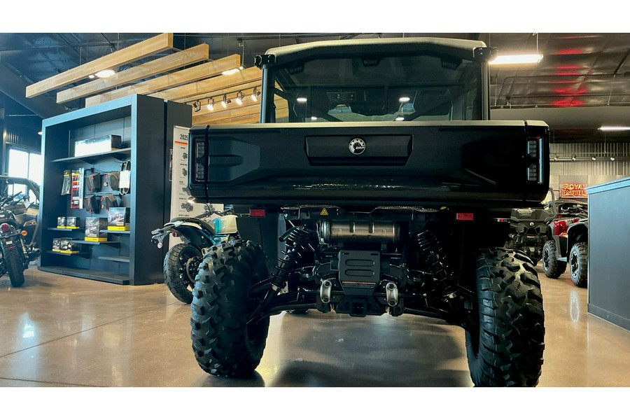 2026 Can-Am DEFENDER XT CAB HD11