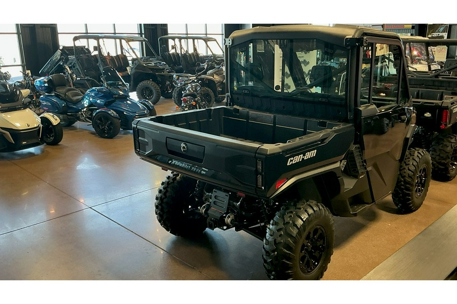 2026 Can-Am DEFENDER XT CAB HD11