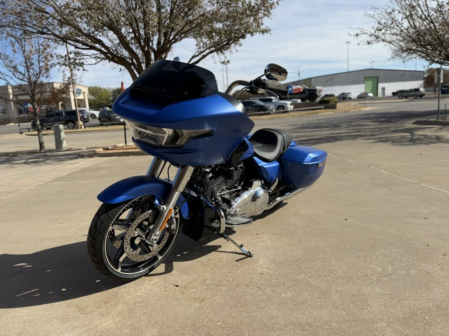 2026 Harley-Davidson® Road Glide® Aurora Blue Denim - Chrome