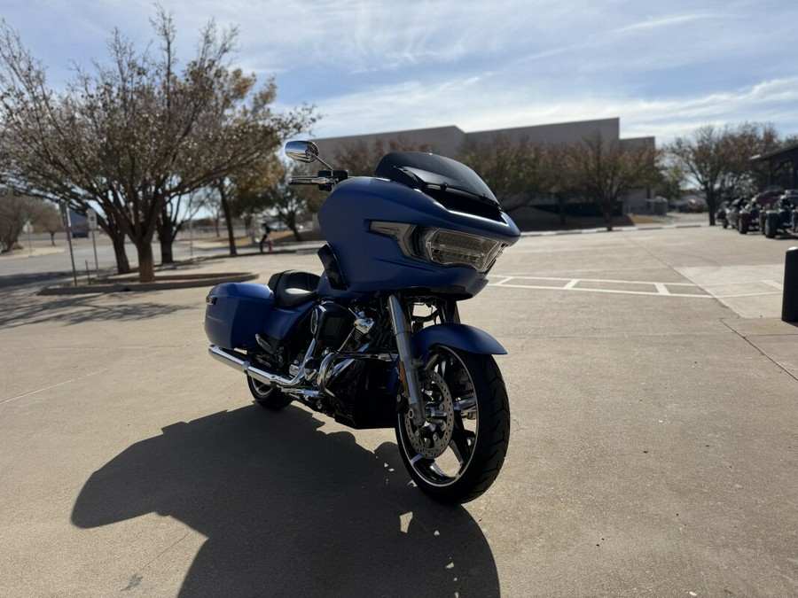 2026 Harley-Davidson® Road Glide® Aurora Blue Denim - Chrome
