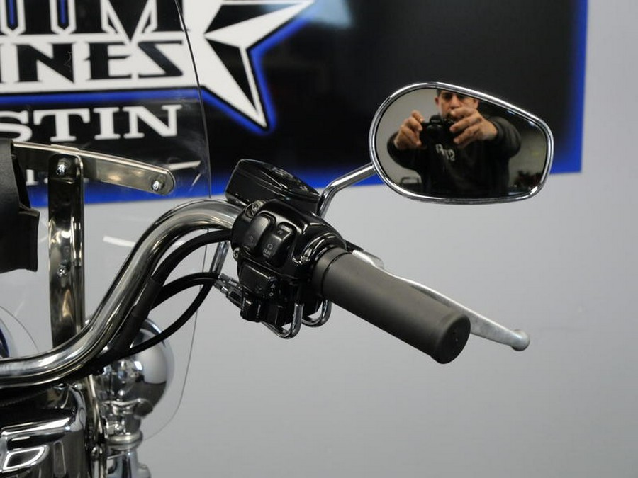 2004 Harley-Davidson® FLHRCI - Road King® Classic