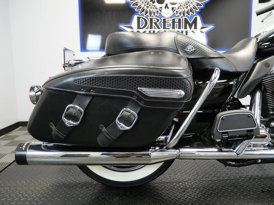 2004 Harley-Davidson® FLHRCI - Road King® Classic