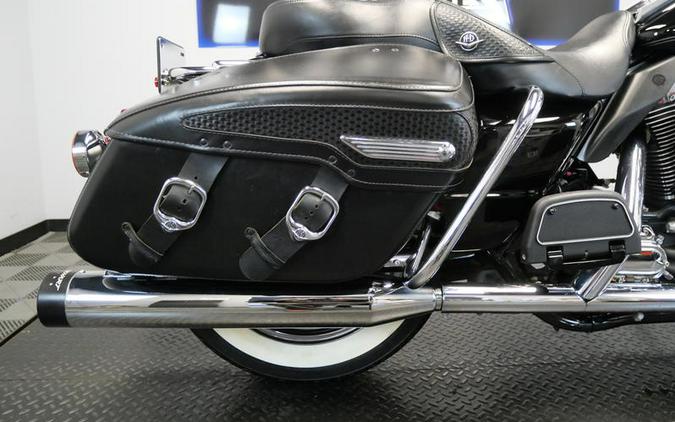 2004 Harley-Davidson® FLHRCI - Road King® Classic