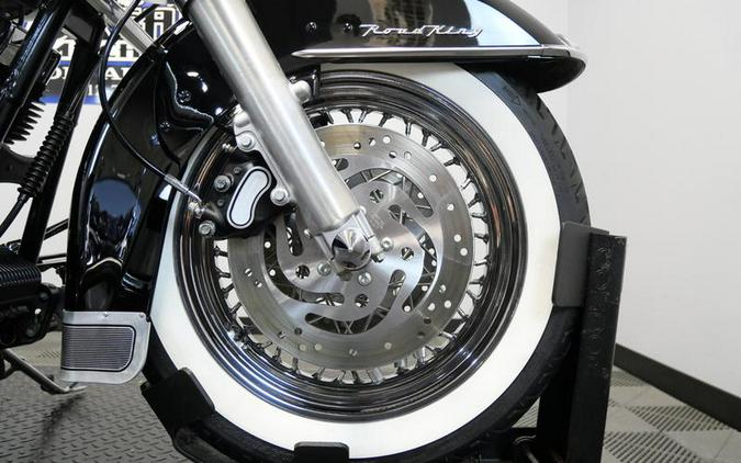 2004 Harley-Davidson® FLHRCI - Road King® Classic