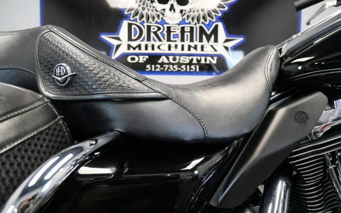 2004 Harley-Davidson® FLHRCI - Road King® Classic