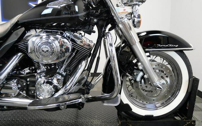 2004 Harley-Davidson® FLHRCI - Road King® Classic
