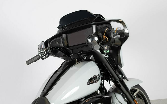 2026 Harley-Davidson® Street Glide® FLHX