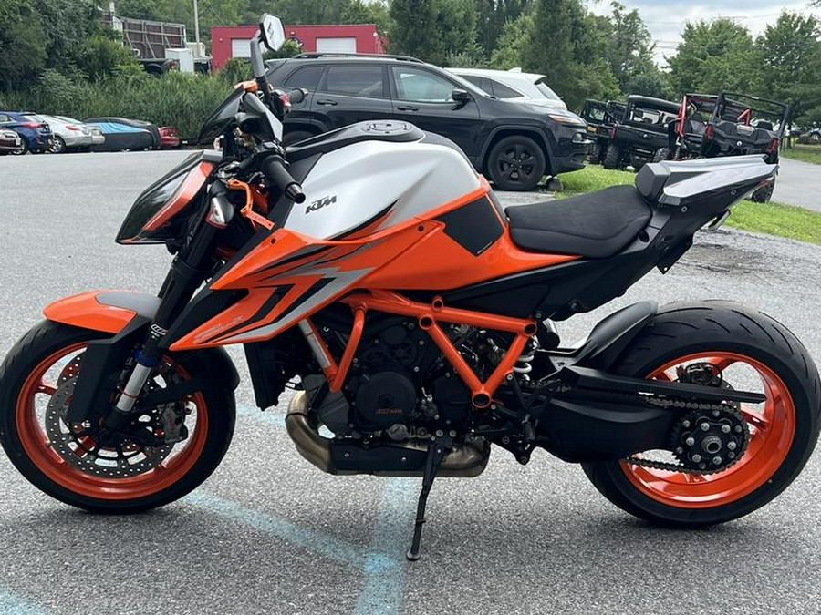 2022 KTM 1290 Super Duke R EVO