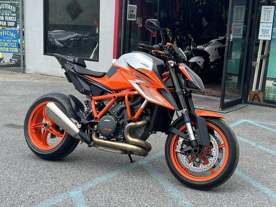 2022 KTM 1290 Super Duke R EVO