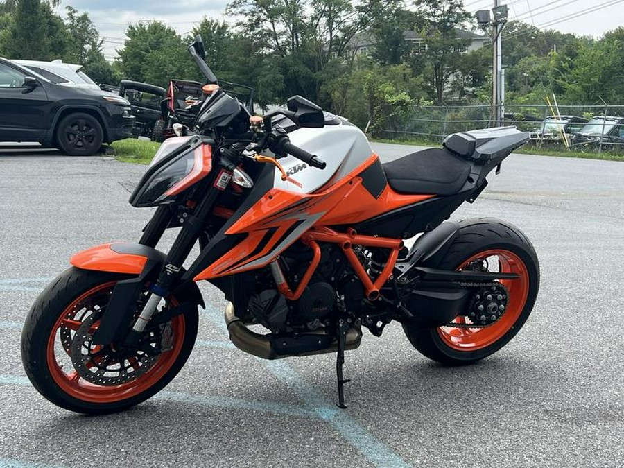 2022 KTM 1290 Super Duke R EVO