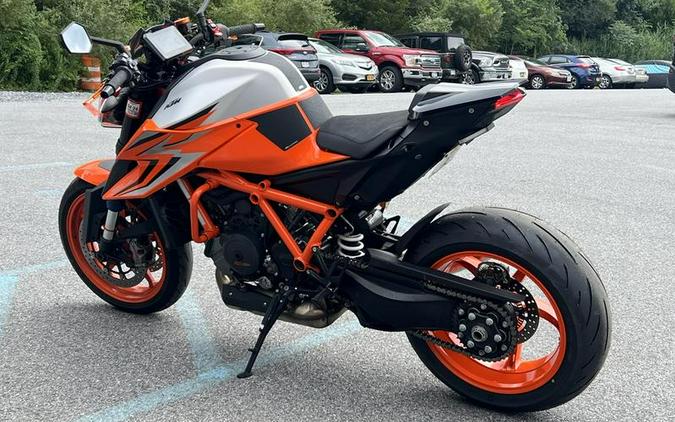 2022 KTM 1290 Super Duke R EVO