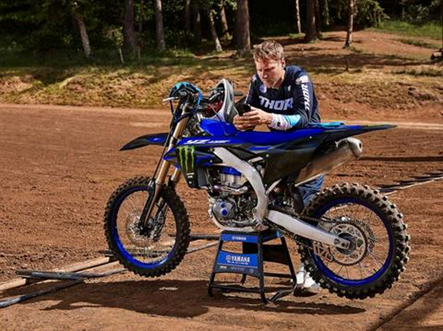 2025 Yamaha YZ450F Monster Energy Edition